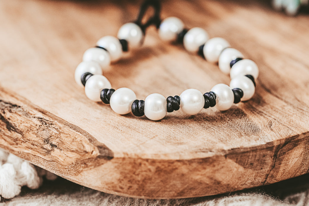 Knotted Leather Bracelet with Freshwater Pearls