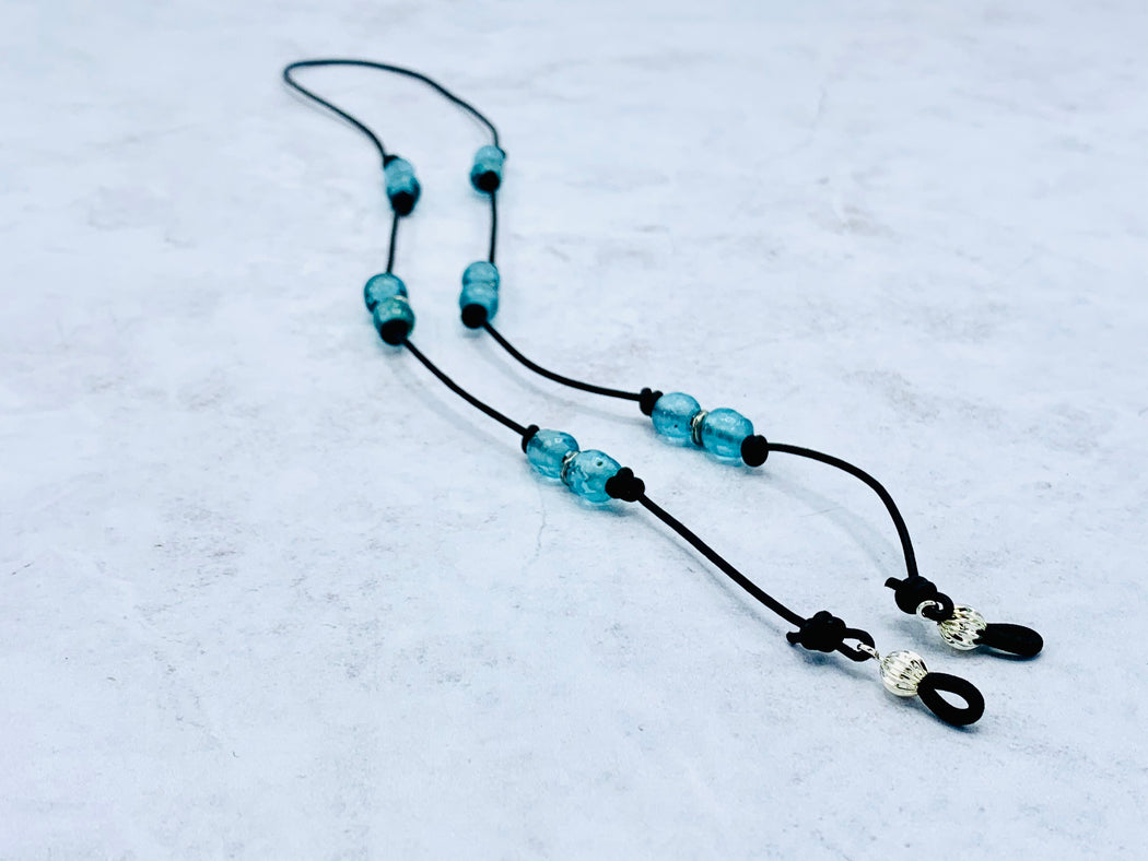 Womens leather and glasses chain