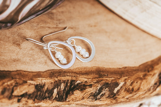 sterling silver hoops with pearls earrings