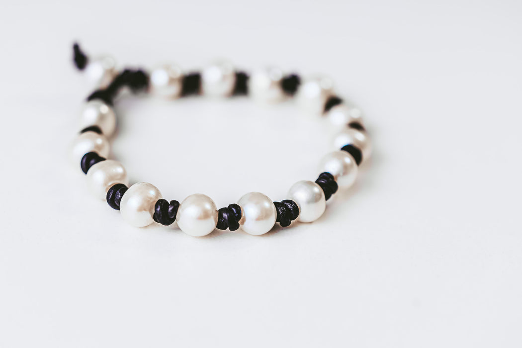 Knotted Leather Bracelet with Freshwater Pearls