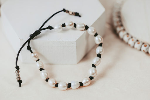 adjustable leather and pearl bracelet with silver accent beads