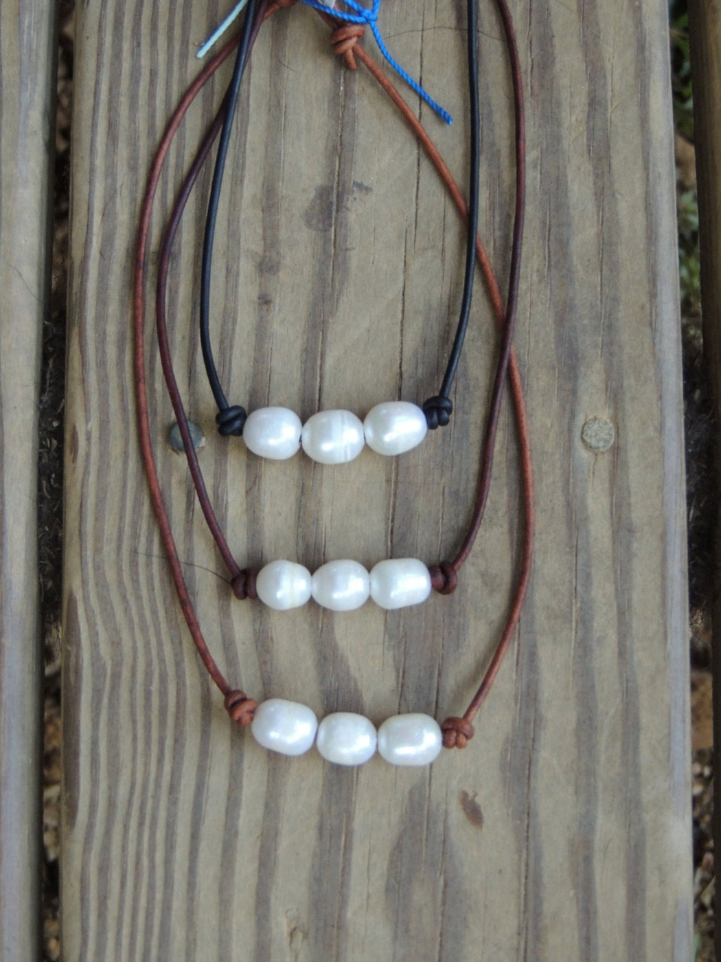 Freshwater Pearls and Leather Necklace | Beach Necklace